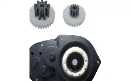 Separate the Gearbox Parts