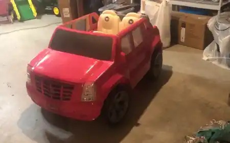 What are the Possible Causes for Power Wheels Escalade Not Working
