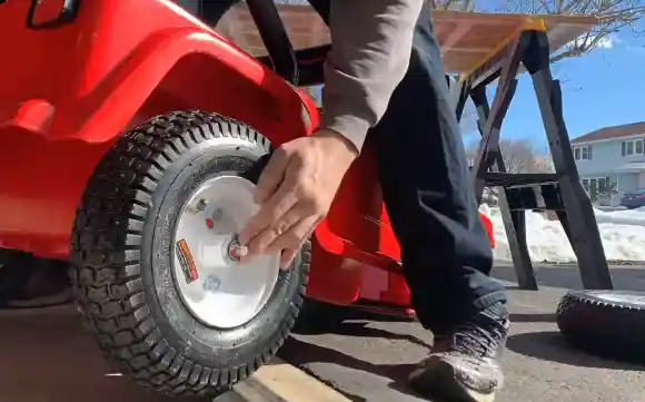 Can You Put Rubber Tires On the Power Wheels