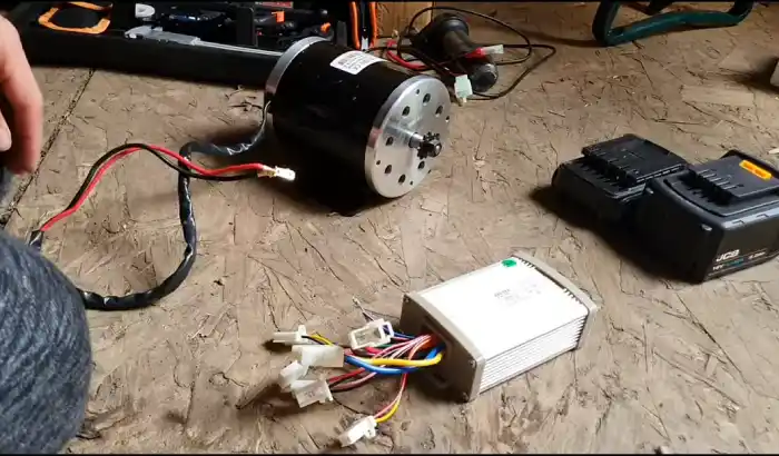 using a 36v controller with the pedal on two Dewalt batteries