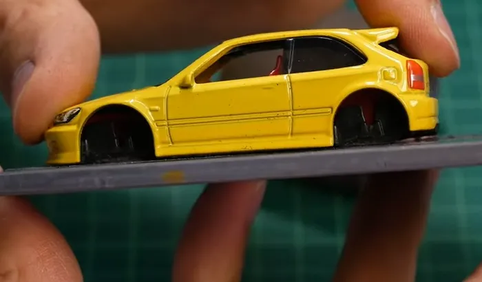 How To Stance A Hotwheels Car