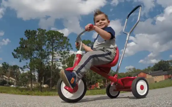 Toddlers learn to steer tricycles between ages 2 to 3 years